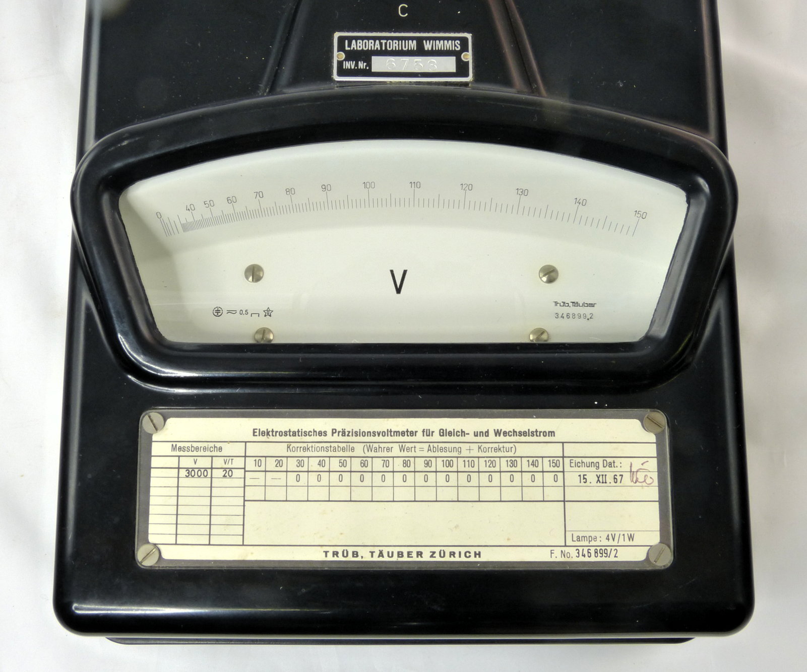 Voltmètre électrostatique à projection
