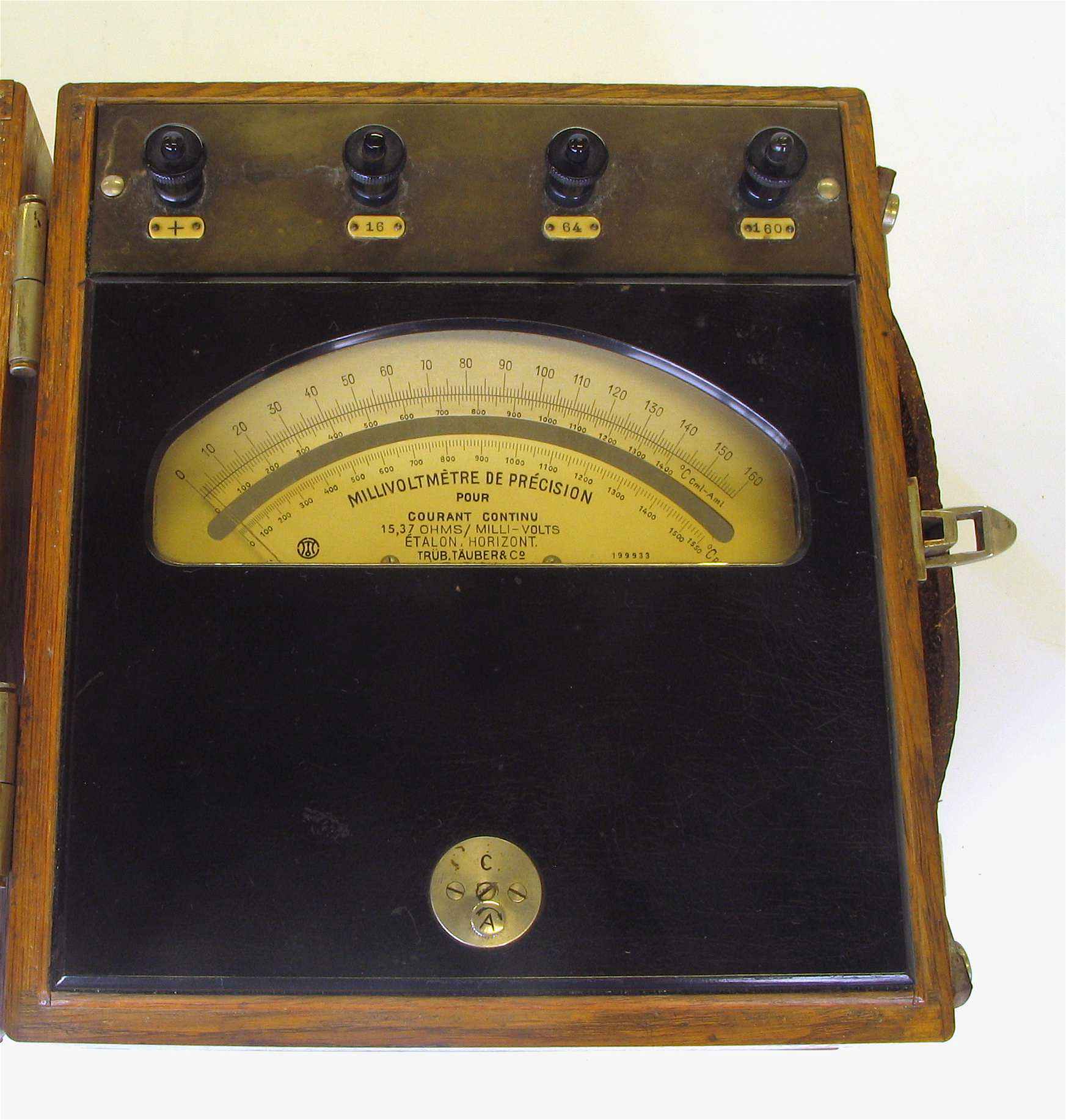 Millivoltmètre et thermomètre portatif
(16 – 64 – 160 mV; 1400/1550°C)