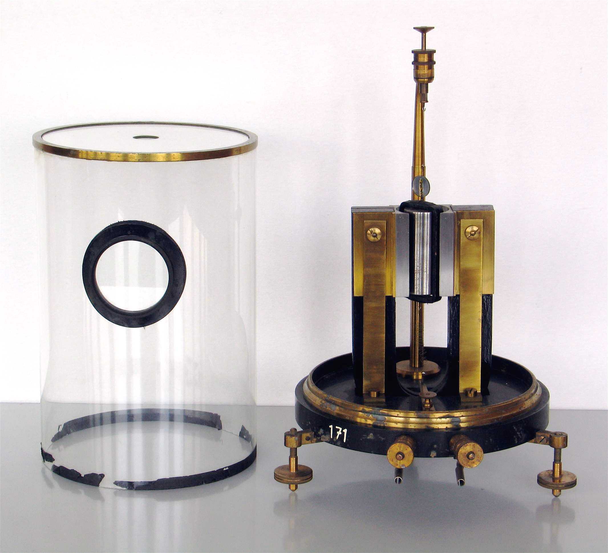 Galvanomètres apériodiques Deprez-d’Arsonval, à miroir
