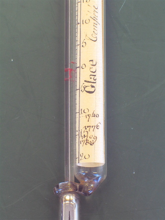 Thermomètre à mercure
(Mossy)