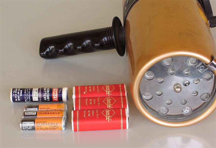 Pistolet-dosimètre (“Survey Meter Radgun”)
(chambre d’ionisation)
