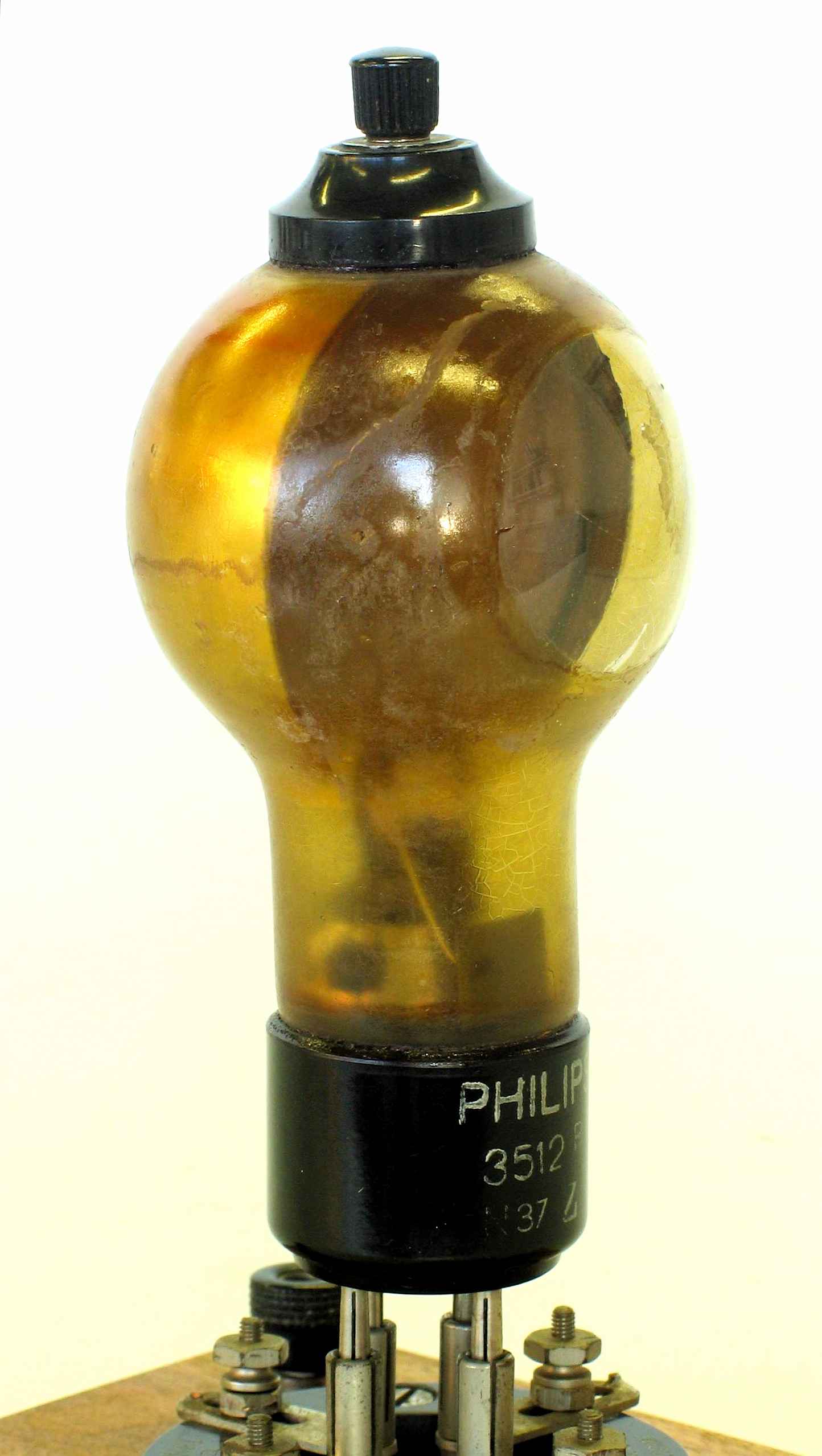 Cellule photoélectrique à vide
(Philips 3512)