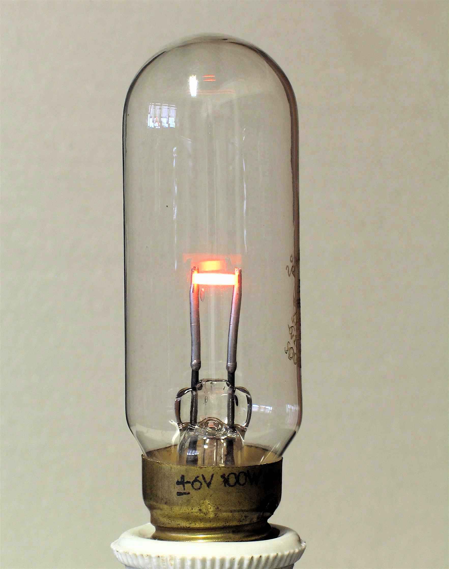Lot de 7 lampes à ruban métallique
(“Micro-illuminateur”)