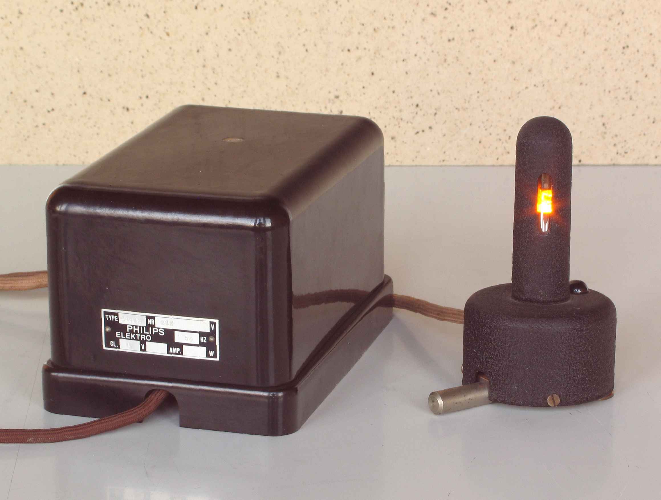 Lampe à vapeur de sodium
(Philips)