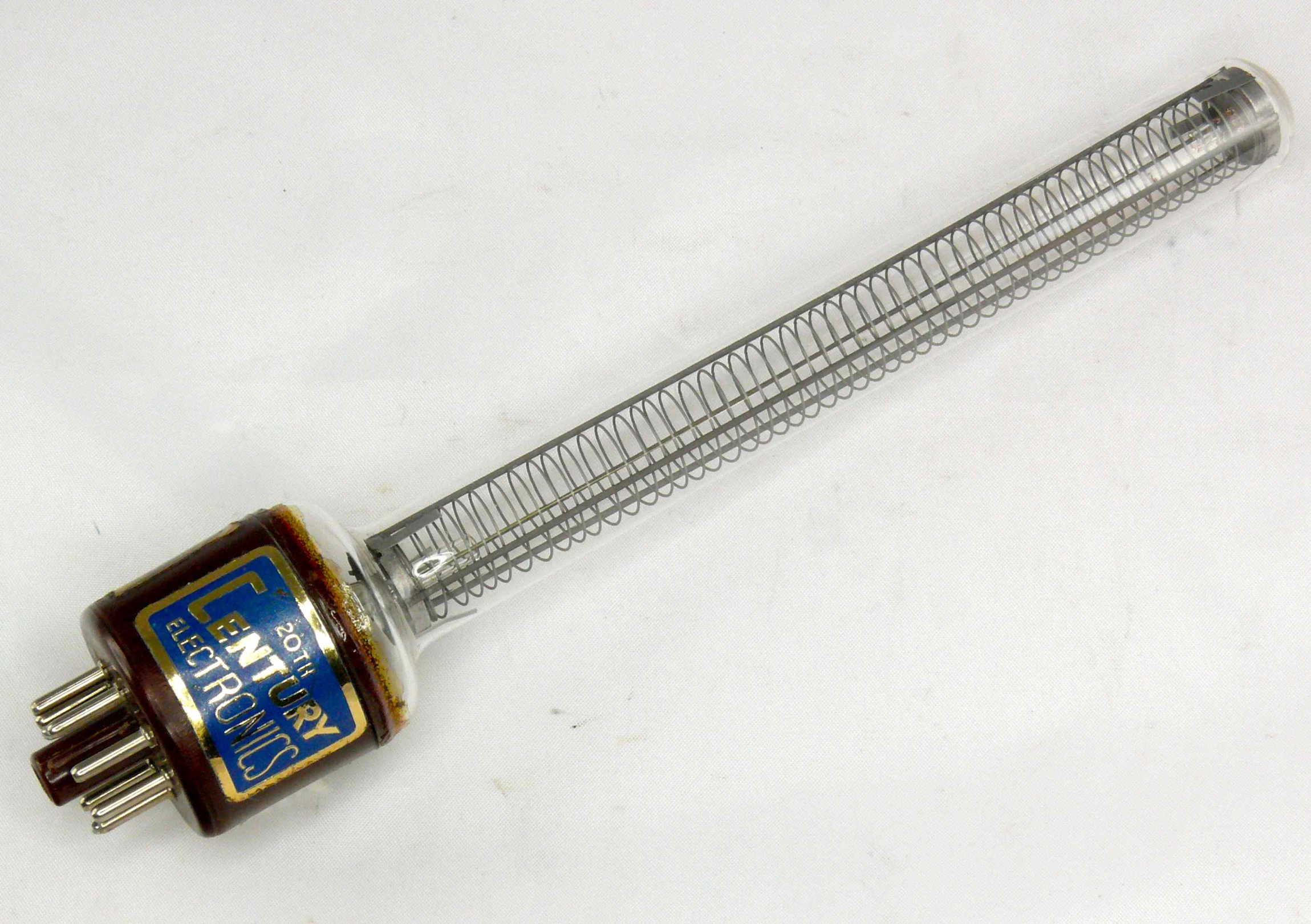 Compteur Geiger-Müller B. 12H
(tube en verre, pour rayons beta)