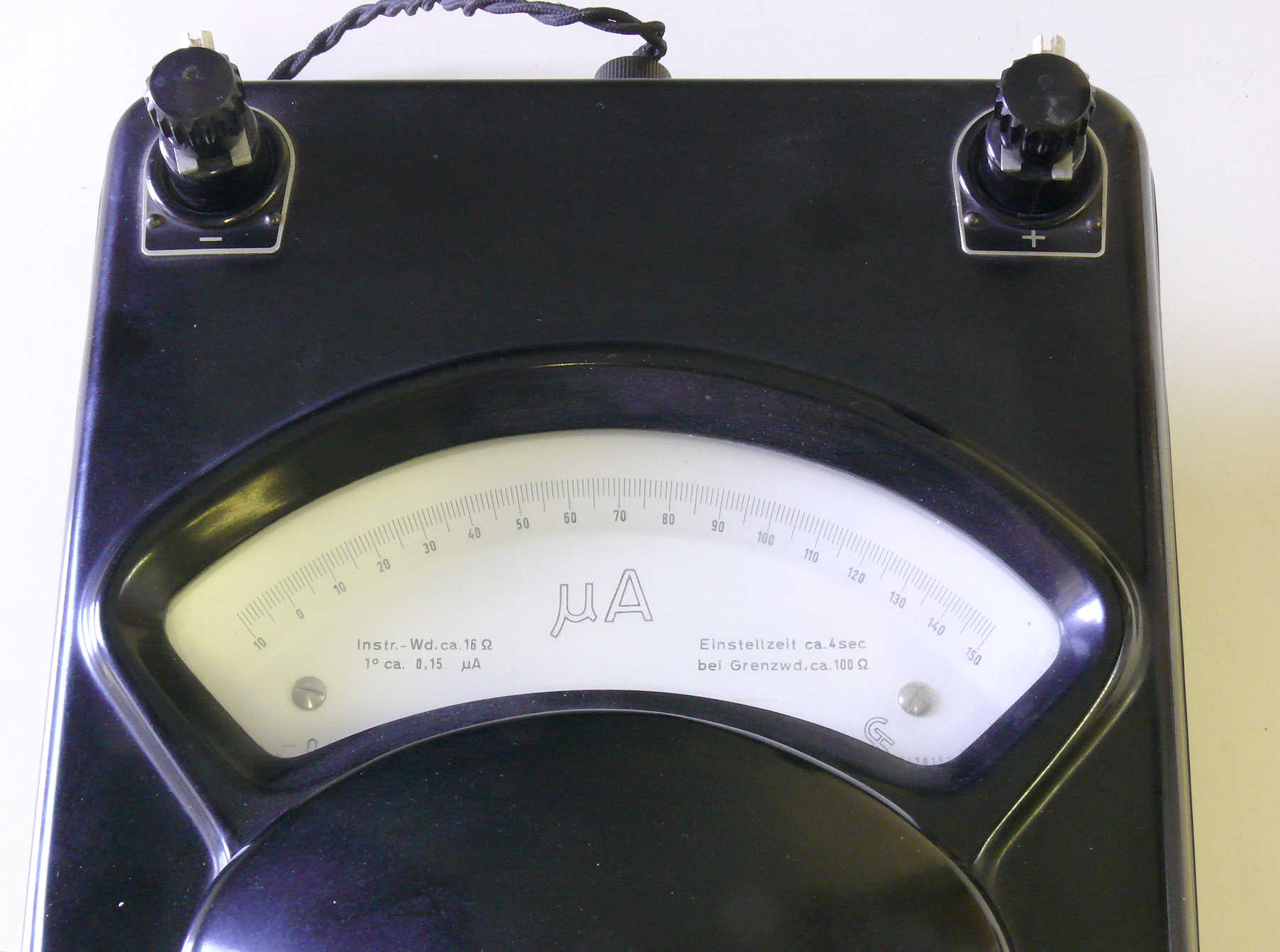 Microampèremètre de table à projection
