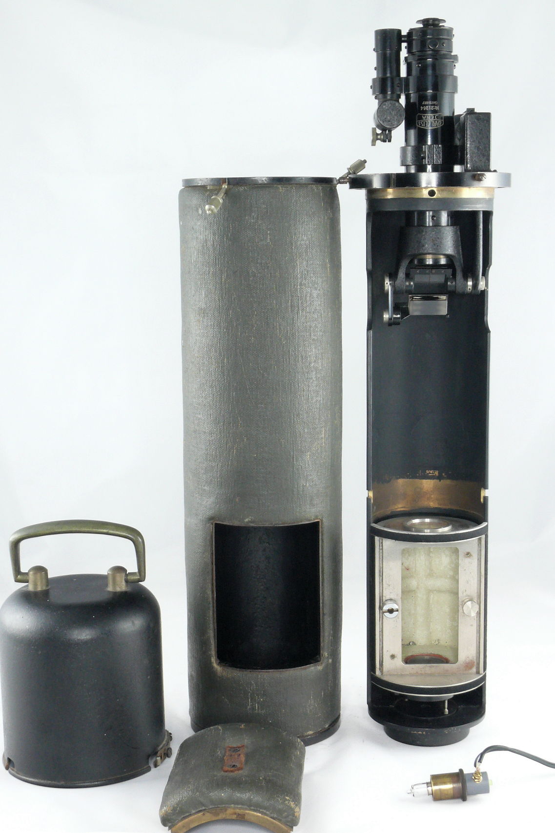 Interféromètre portatif de Löwe
(réfractomètre pour les liquides)