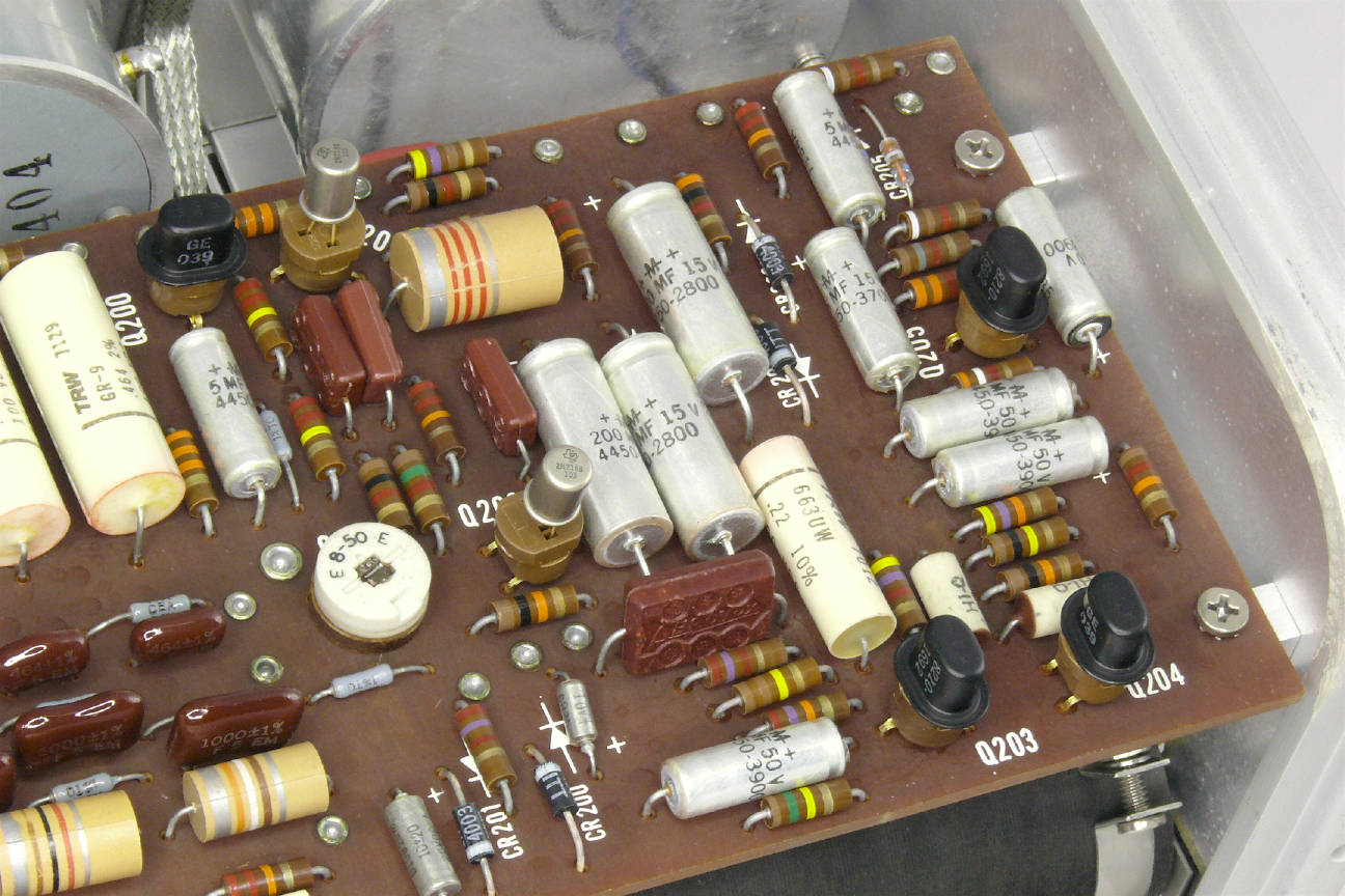 Amplificateur accordé BF
(GR Type 1232-A)
